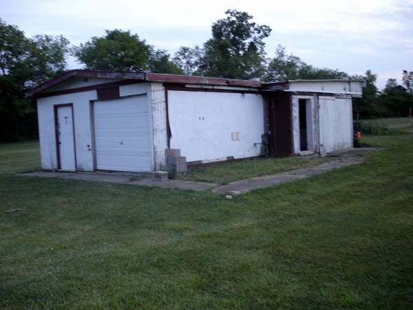 Gospel Film Drive-In Theatre - Gospel Film Snackbar (newer photo)